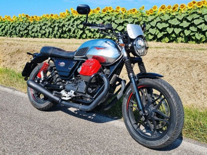 Uitlaat Moto Guzzi V7 III | Uitlaatstore.nl